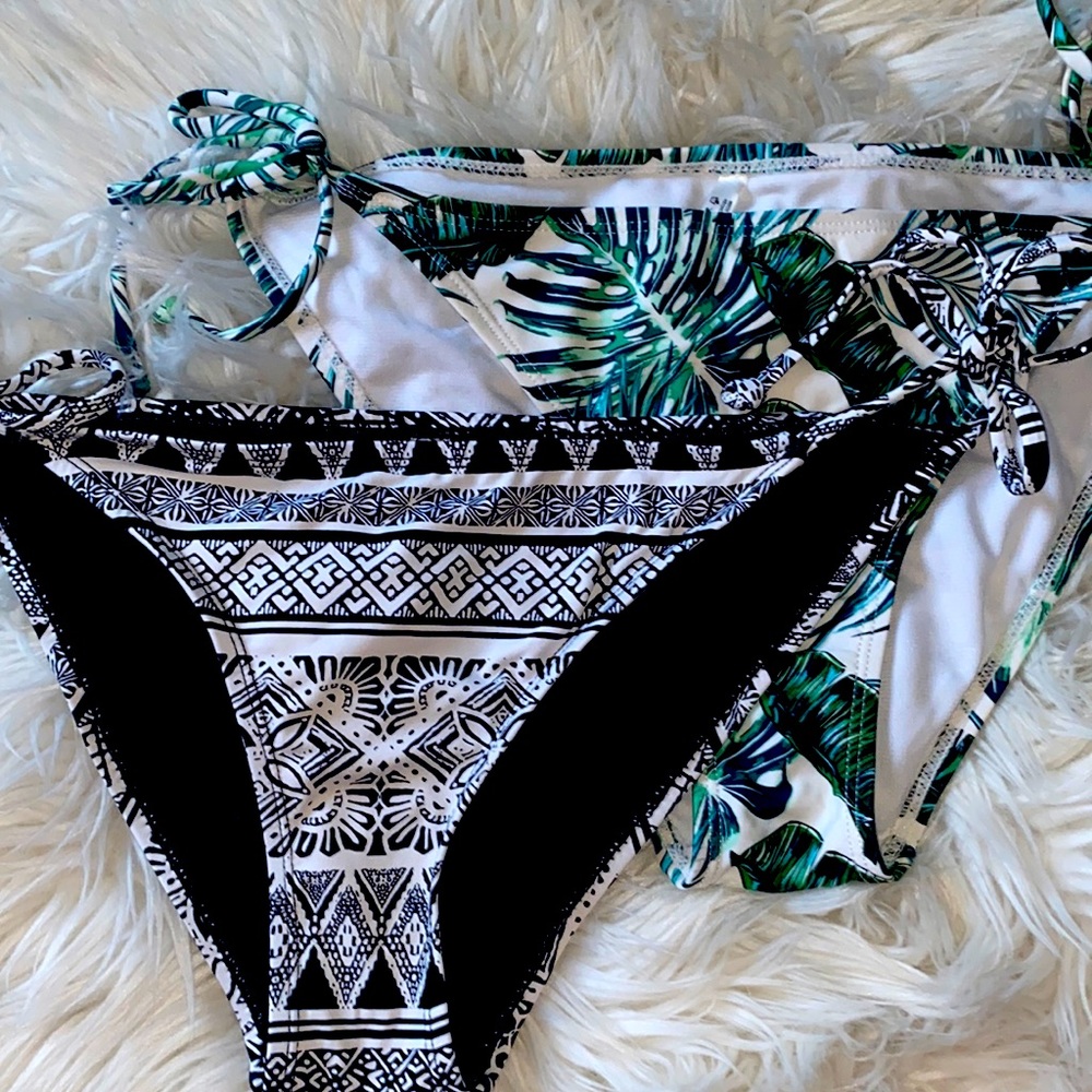 Set of 2 Bikini Bottoms